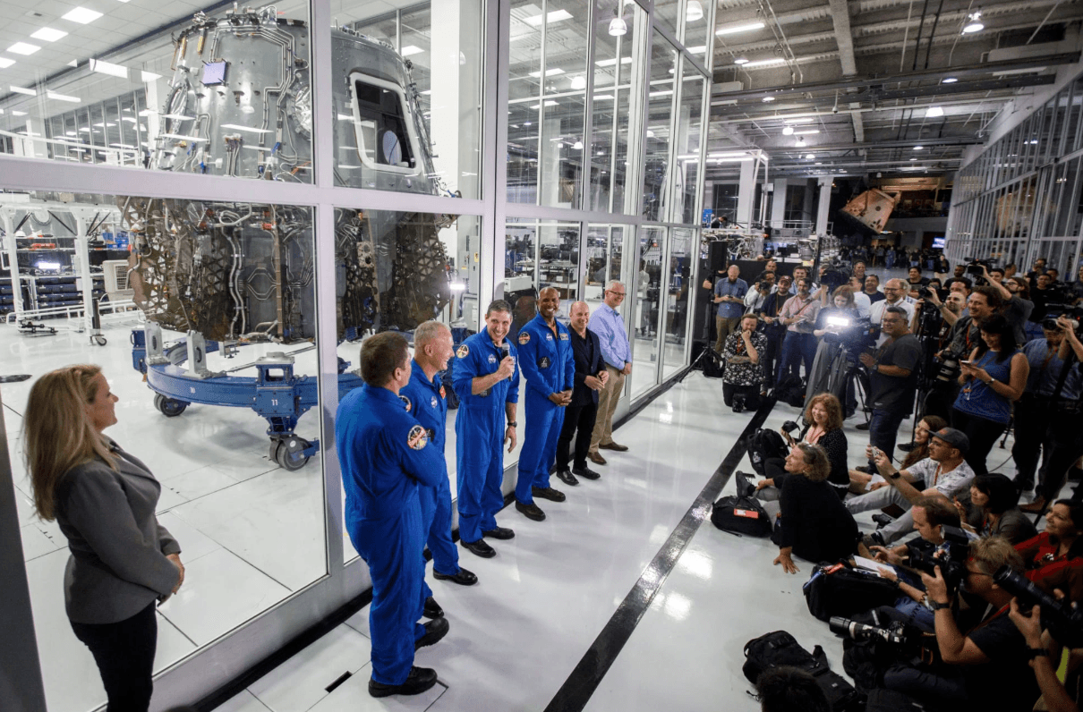 馬克·庫班的股票期權哲學：SpaceX 與藍色起源的對比及其重要性